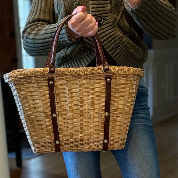 Classic Vintage Mid-Century 1950’s/60’s Wicker Handbag: (EUC) - Picture 2 of 13